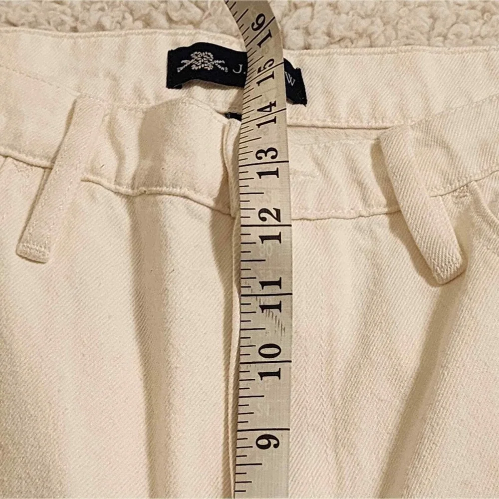 J. Crew wide flared leg cream Relaxed jeans‎ size 32 new!!